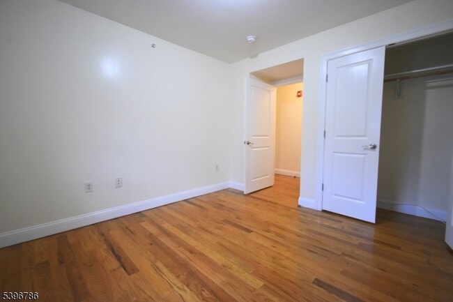 232 Shephard Ave in Newark, NJ - Building Photo - Building Photo