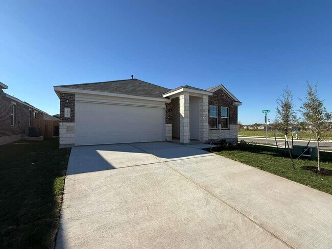 200 Herald Dr in Hutto, TX - Building Photo - Building Photo