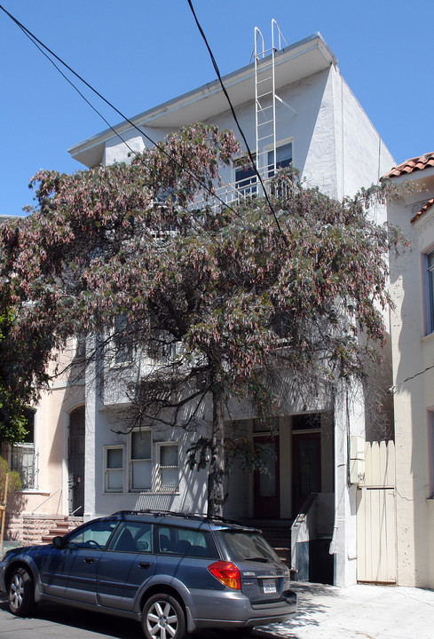 3672 20th St in San Francisco, CA - Foto de edificio