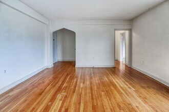 3051 Idaho Ave NW in Washington, DC - Building Photo - Building Photo