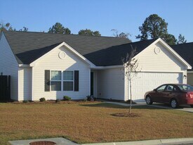 94 Roseberry Cir in Port Wentworth, GA - Building Photo