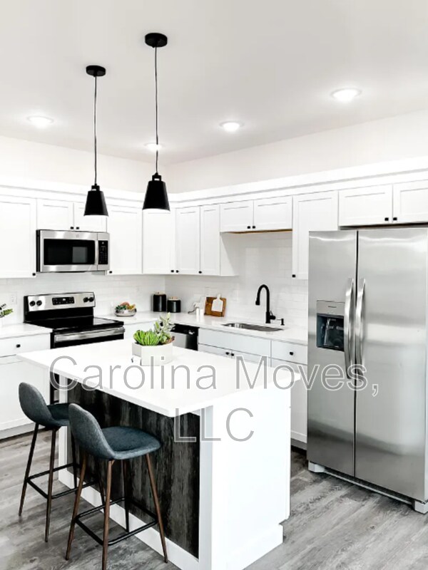 4048 Parris Bridge Rd in Boiling Springs, SC - Building Photo - Building Photo