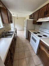 1255 Grange Way Dr in Cordova, TN - Building Photo - Building Photo