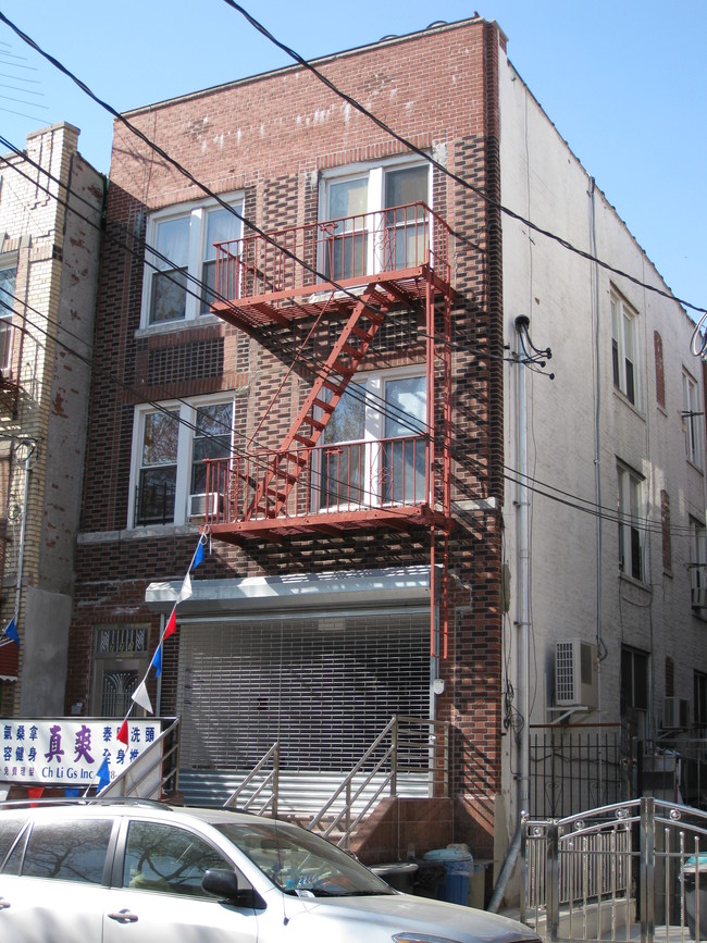 772 57th St in Brooklyn, NY - Building Photo - Building Photo