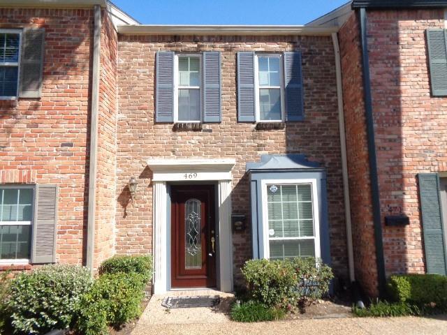 469 Bendwood Dr in Houston, TX - Building Photo