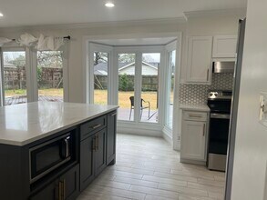 5985 Rankin Dr in Beaumont, TX - Building Photo - Building Photo