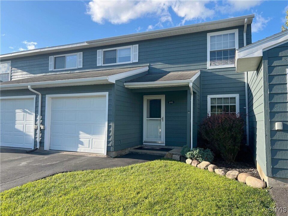245 Wildwood Ridge in Frankfort, NY - Building Photo