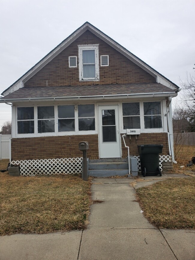 property at 2415 S 10th St