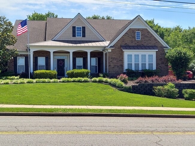 property at 101 Ellabell Rd