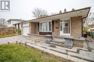 37 Albacore Crescent in Toronto, ON - Building Photo - Building Photo