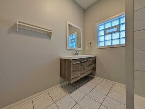 1825 N Kedzie Ave in Chicago, IL - Building Photo - Building Photo