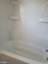 120 Northwood Dr in Timonium, MD - Building Photo