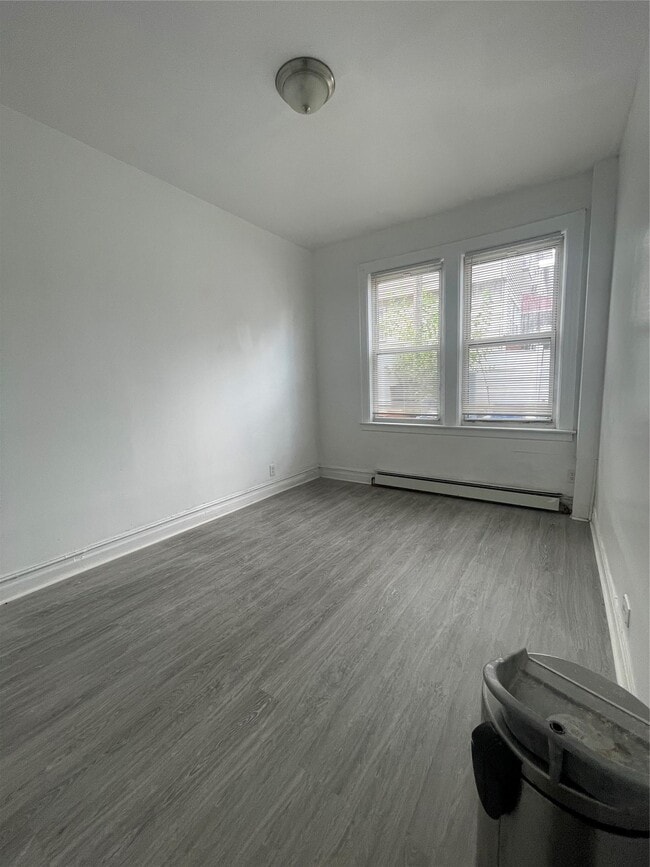 849 Castle Hill Ave in Bronx, NY - Building Photo - Building Photo