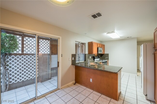 property at 7129 Paradise Bay Dr