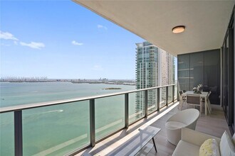 480 NE 31st St, Unit 3906 in Miami, FL - Foto de edificio - Building Photo