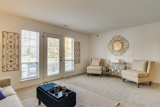 Northport Apartments in Macomb, MI - Foto de edificio - Building Photo