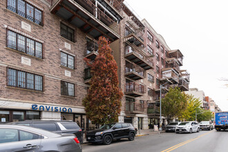 515 Flushing Ave in Brooklyn, NY - Building Photo - Building Photo