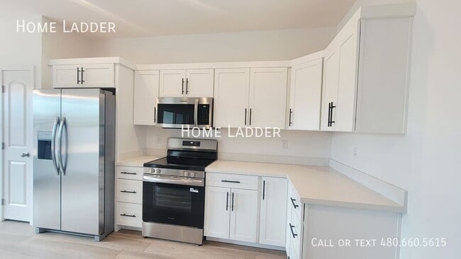 926 N 97th Way in Mesa, AZ - Building Photo - Building Photo