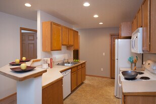 544 Lulu Ln in Roberts, WI - Building Photo