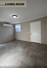 2447 Gervais St in Columbia, SC - Foto de edificio - Building Photo