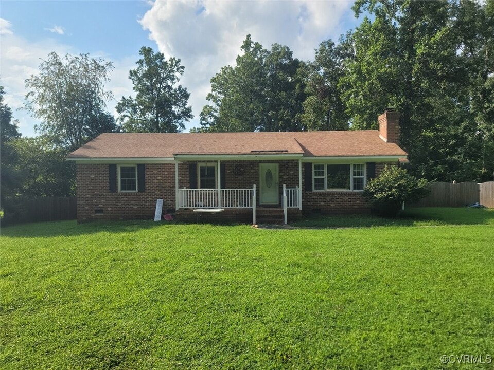 18501 Harrisons Rd in Jetersville, VA - Building Photo