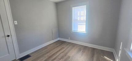 1636 E Moore St in Decatur, IL - Building Photo - Building Photo