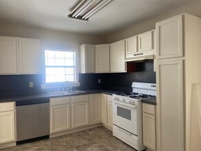 147 E Elmwood St, Unit 147 in Shreveport, LA - Building Photo - Building Photo