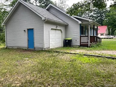 6067 Shadowbrook Dr in Lake, MI - Building Photo - Building Photo