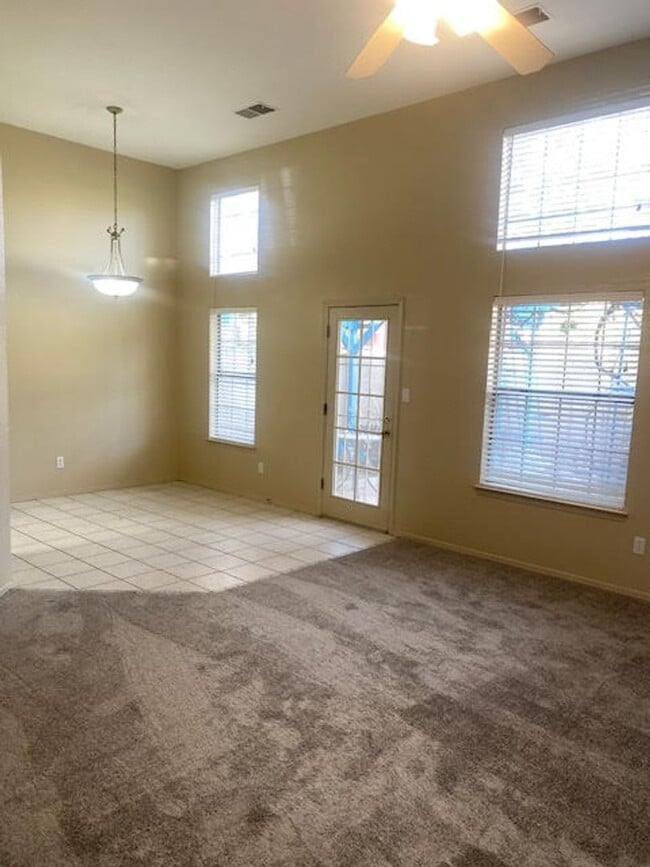 9831 Osuna Rd NE in Albuquerque, NM - Building Photo - Building Photo