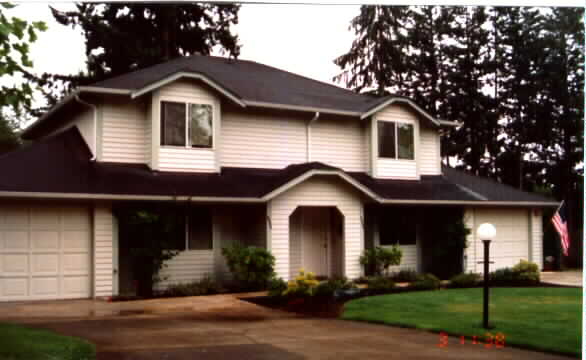 9903-9905 E 148th St. Ct in Puyallup, WA - Building Photo - Building Photo