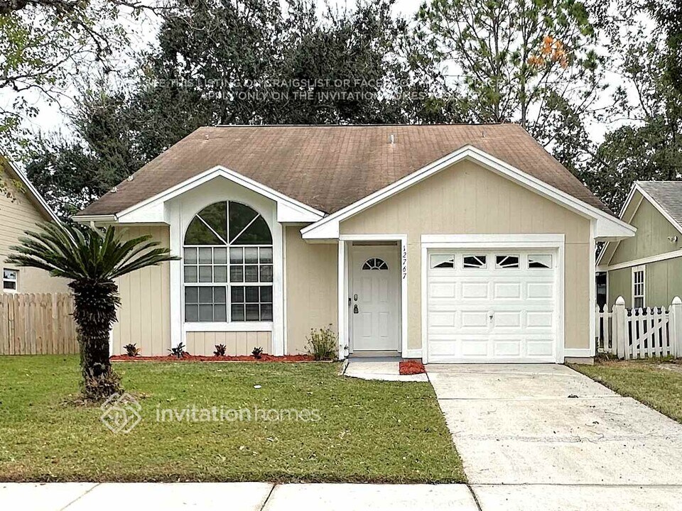 12767 Whiterapids Dr in Orlando, FL - Building Photo