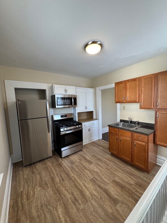 442 Oneida St, Unit #2 in Pittsburgh, PA - Foto de edificio