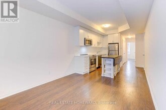 1100 Briar Hill Ave in Toronto, ON - Building Photo - Building Photo