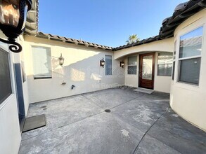 13045 Ridgewood Way in Chowchilla, CA - Building Photo - Building Photo