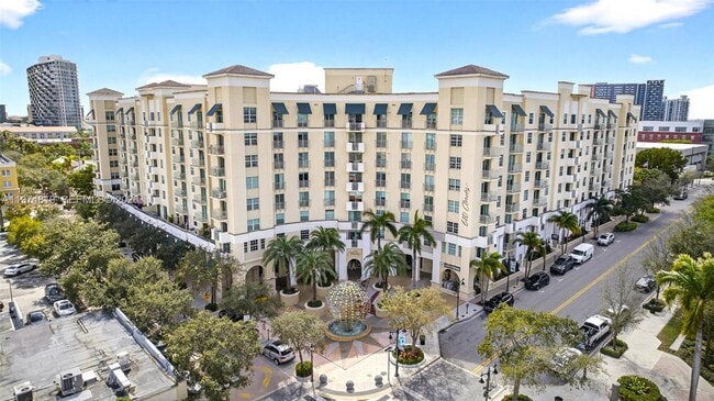 property at 610 Clematis St