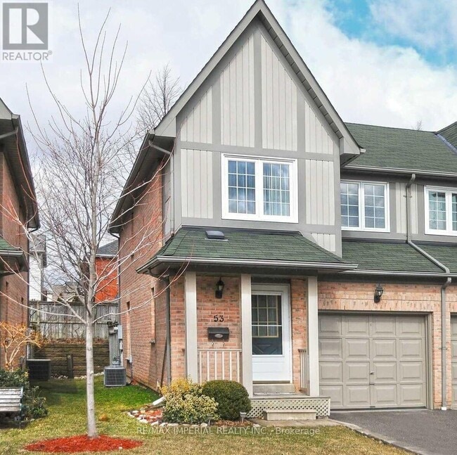 property at 2955 Thomas St