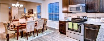 Townes on Tenth in Pflugerville, TX - Building Photo