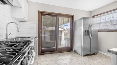 2162 Champaign Rd in Lincoln Park, MI - Building Photo - Building Photo