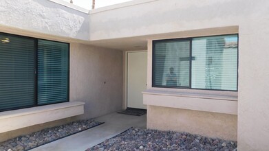 72830 Fleetwood Cir in Palm Desert, CA - Foto de edificio - Building Photo