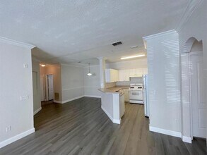 3349 S Kirkman Rd in Orlando, FL - Foto de edificio - Building Photo