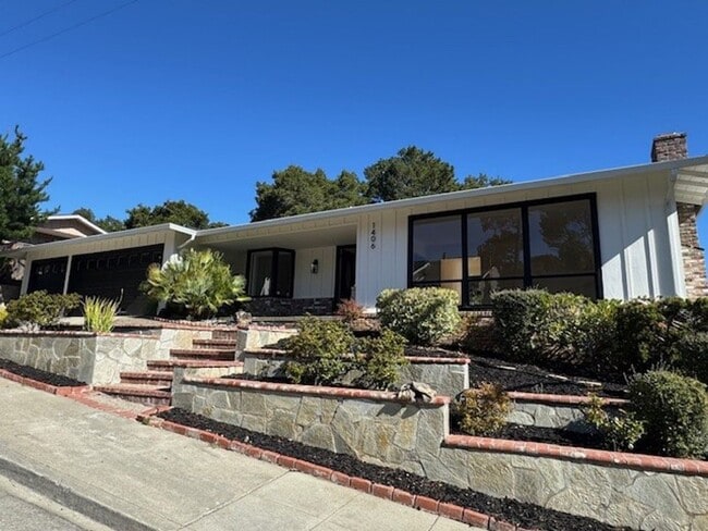 property at 1406 Cedarwood Dr