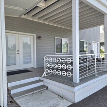 349 Lakeshore Dr in Libby, MT - Foto de edificio - Building Photo
