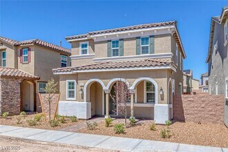 2757 Pellaro Walk in Henderson, NV - Building Photo - Building Photo