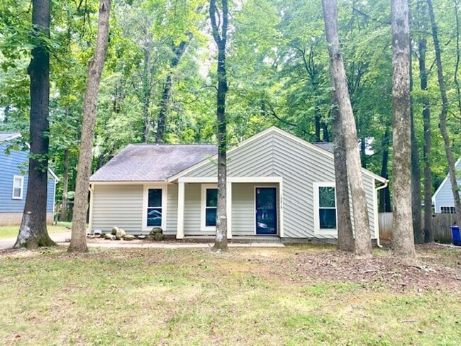 property at 10018 Topeka Dr