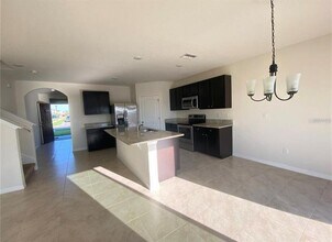 2336 White Poppy Dr in Kissimmee, FL - Building Photo - Building Photo