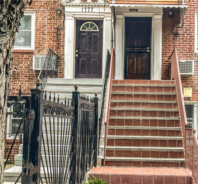 property at 1779 Pitman Ave