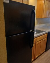 2782 12th Pl SE in Salem, OR - Foto de edificio - Building Photo