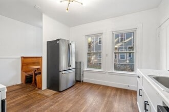 168 Elliot St in Newton, MA - Building Photo - Building Photo