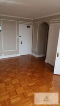 1214 W Sherwin Ave, Unit 606 in Chicago, IL - Building Photo - Building Photo
