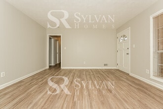 6361 Thornhedge Dr in Riverdale, GA - Building Photo - Building Photo